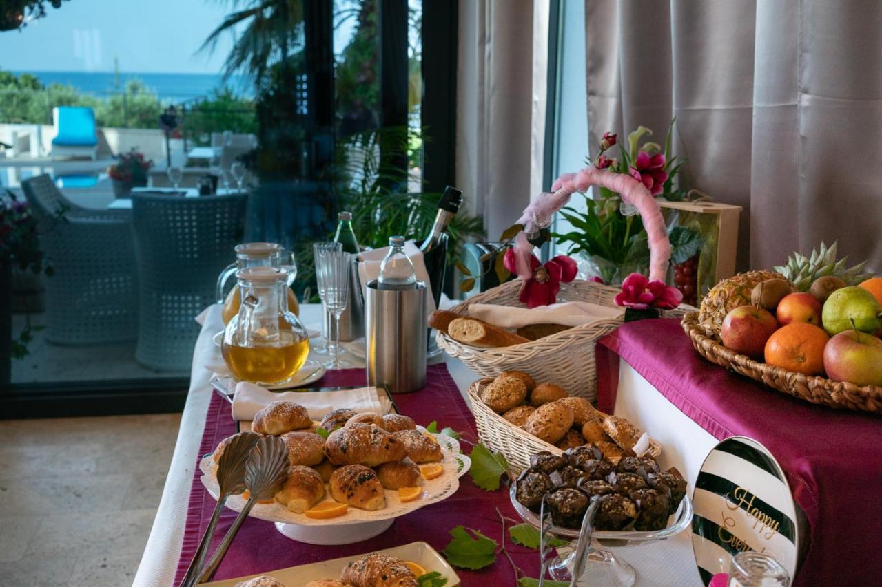 Boutique Hotel Life Rogoznica  Bagian luar foto