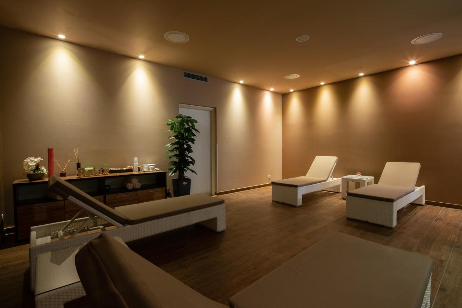 Boutique Hotel Life Rogoznica  Bagian luar foto