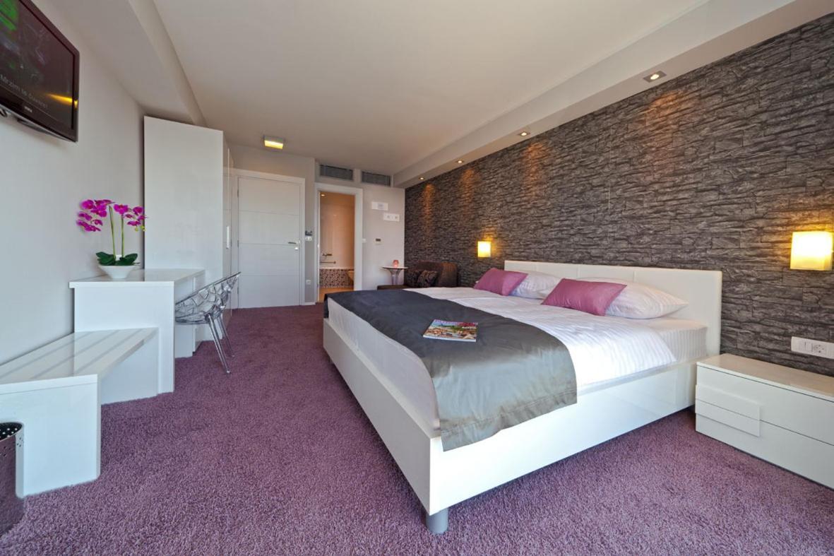 Boutique Hotel Life Rogoznica  Bagian luar foto